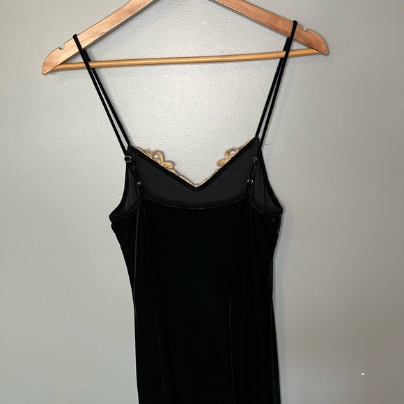 Sophia by Delicates x Vintage Elegant Velvet Gold Trimmed Slip Dress - Picture 7 of 9
